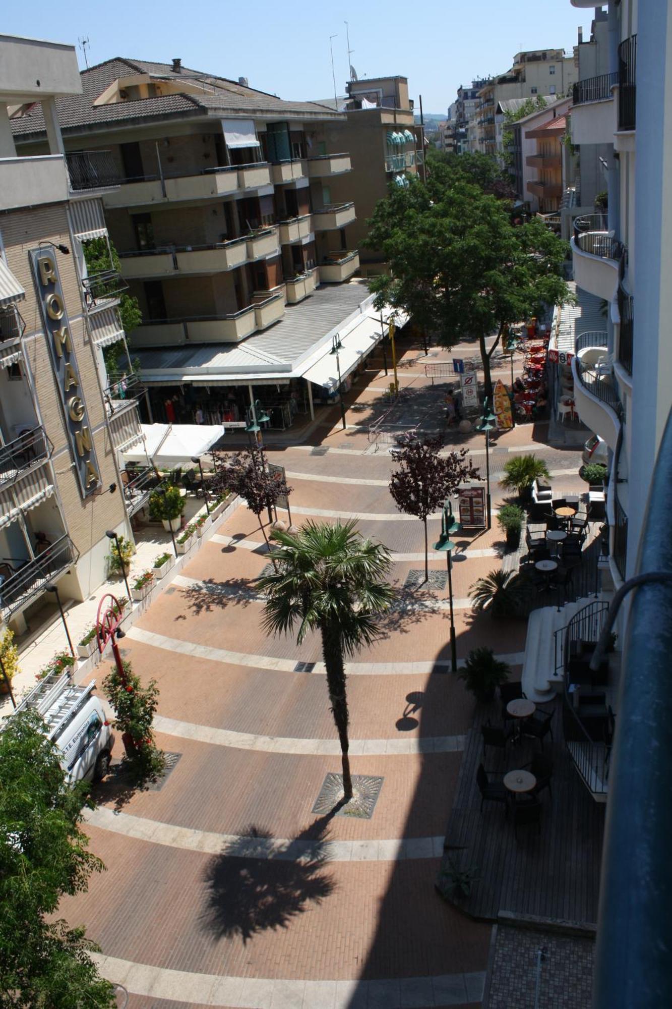 Residence Le Vele Cattolica Zewnętrze zdjęcie